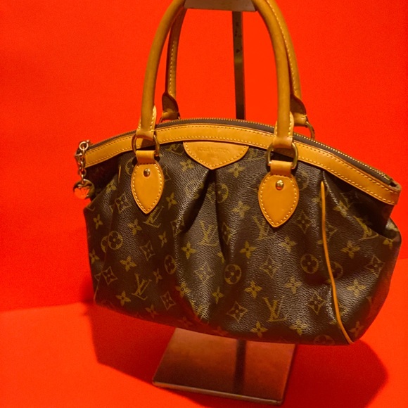 🚫SOLD🚫Authentic Louis Vuitton Tivoli PM - Picture 3 of 15